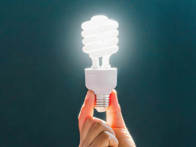 electric saving light bulbs